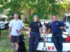 Steve Vesco and Iko, Alyssa Larson and Pete Signorelli took part in the 2013 USPCA Region 4 Trials.