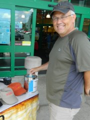 Steve Jandreau makes a donation.