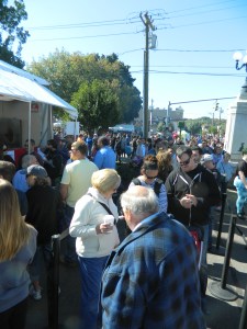 On sunday, October 5 the line for apple fritters stretched about two blocks length.